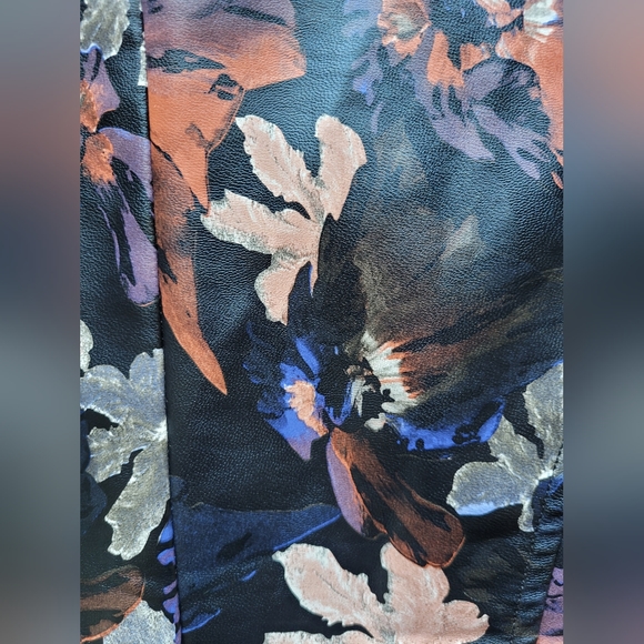 Another Story Leaf Print Moto Jacket, VGUC, Size XS - Picture 6 of 9